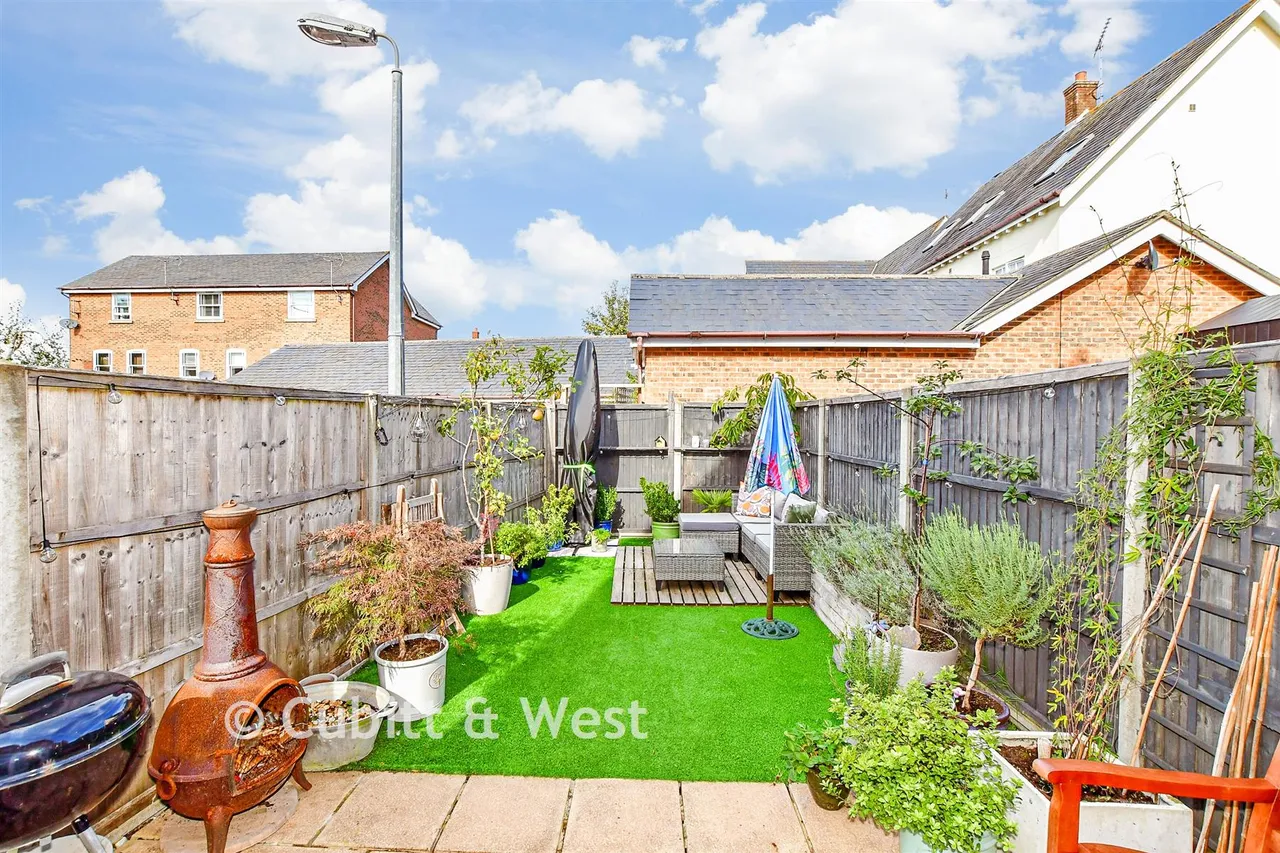 Hatchmore Road, Denmead, PO7, photo 14