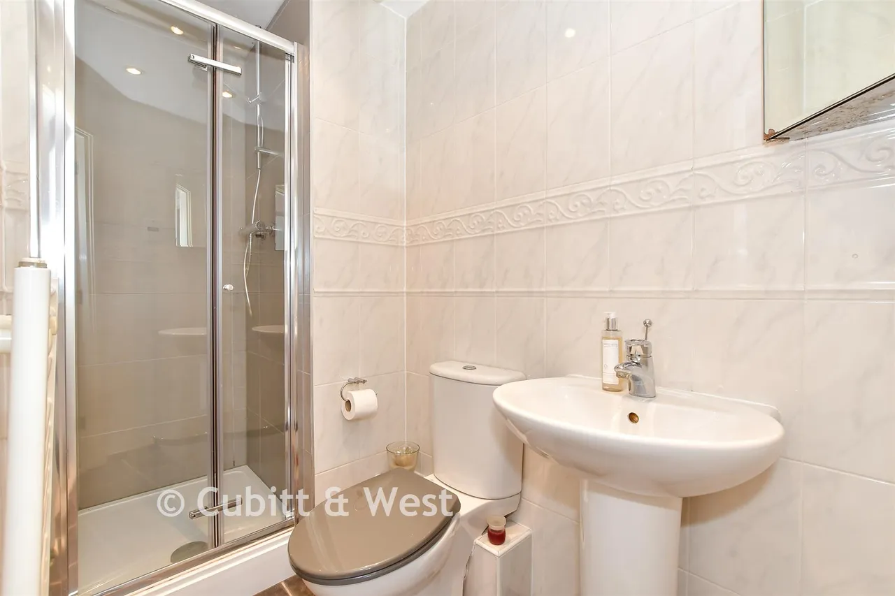 Hatchmore Road, Denmead, PO7, photo 11