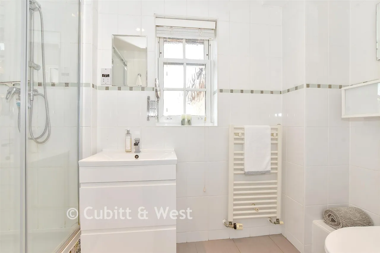 Hatchmore Road, Denmead, PO7, photo 10