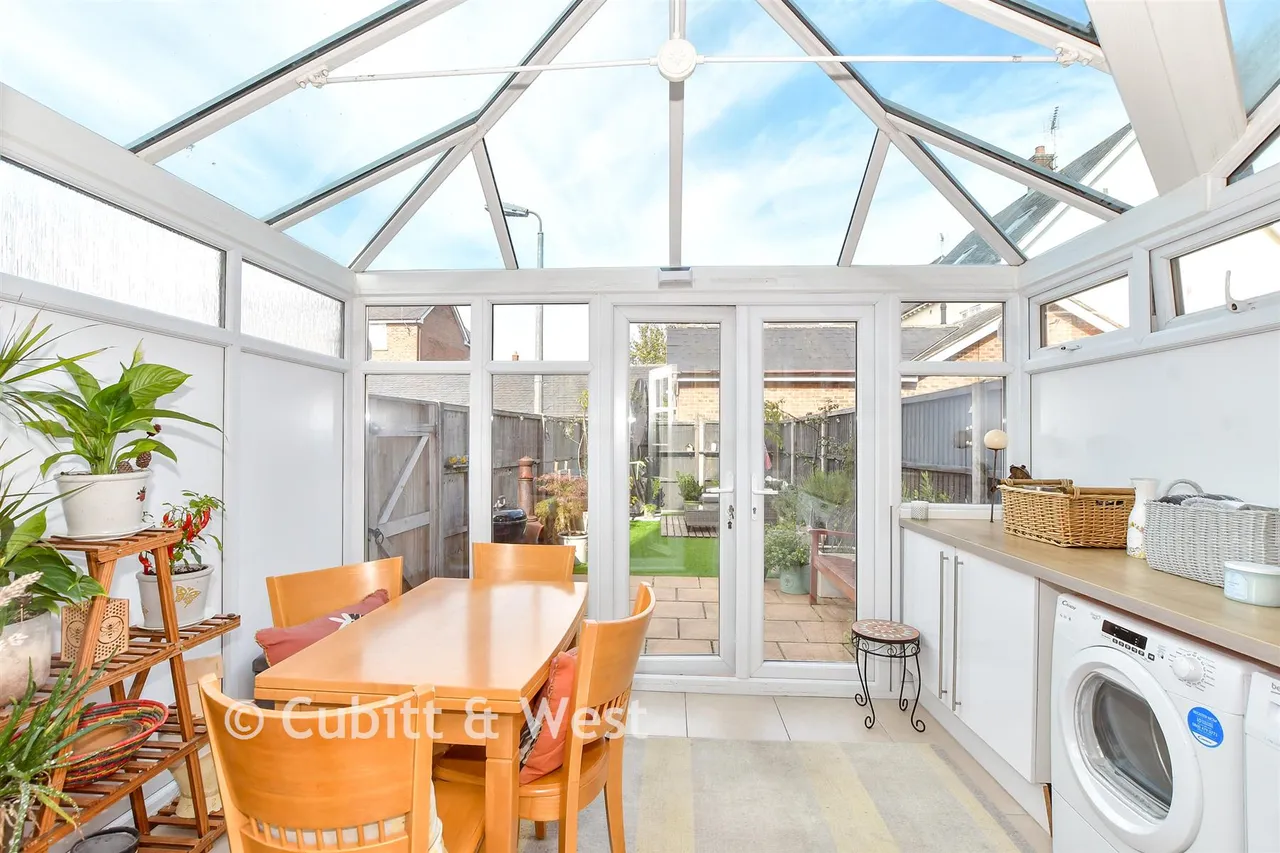 Hatchmore Road, Denmead, PO7, photo 5