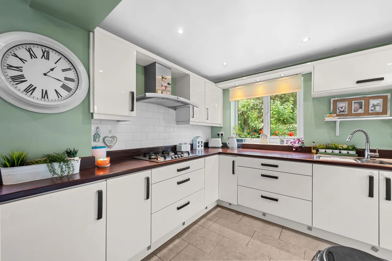 Burns Grove, Warrington, WA2, photo 12