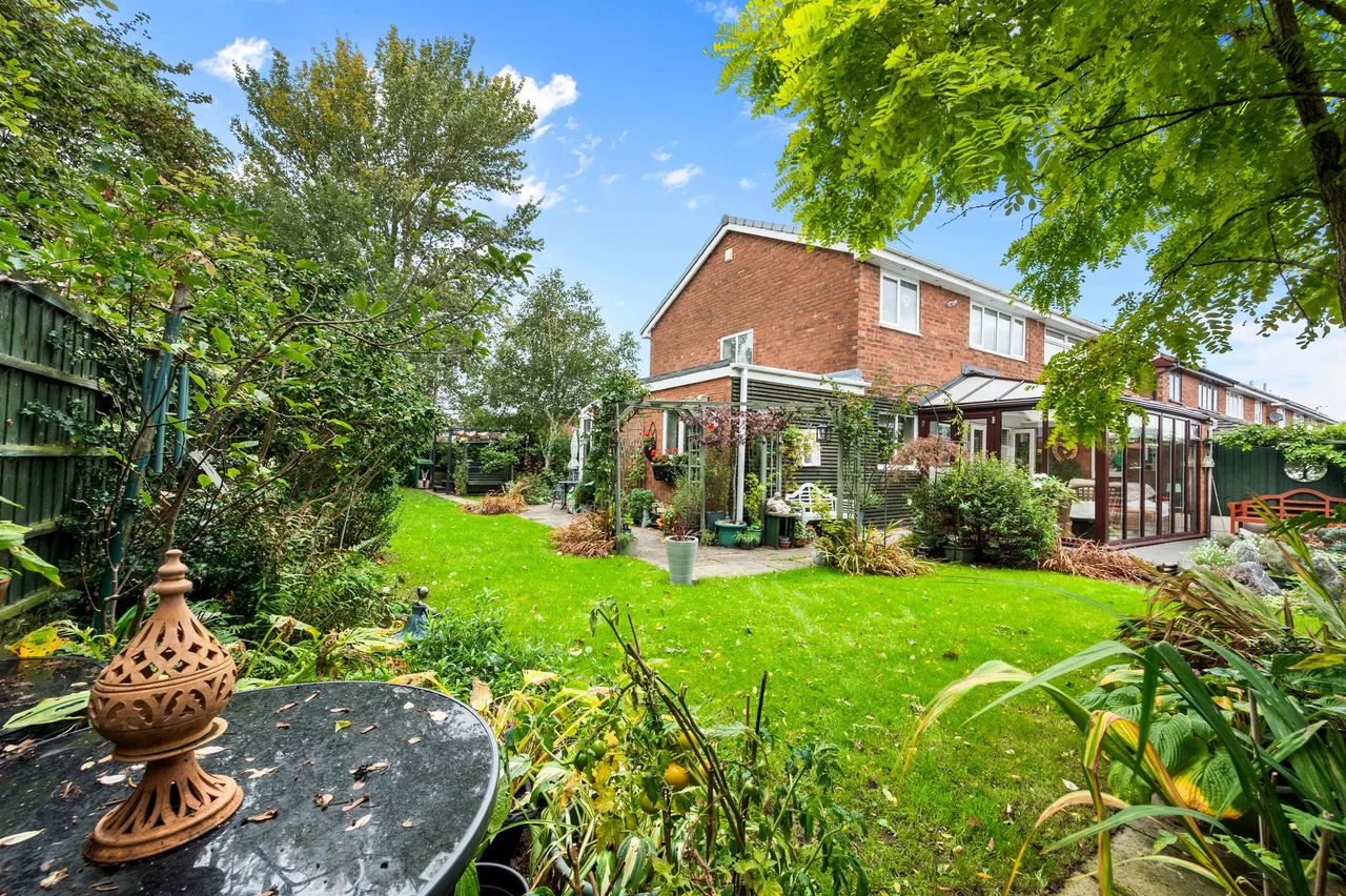 Burns Grove, Warrington, WA2, photo 44