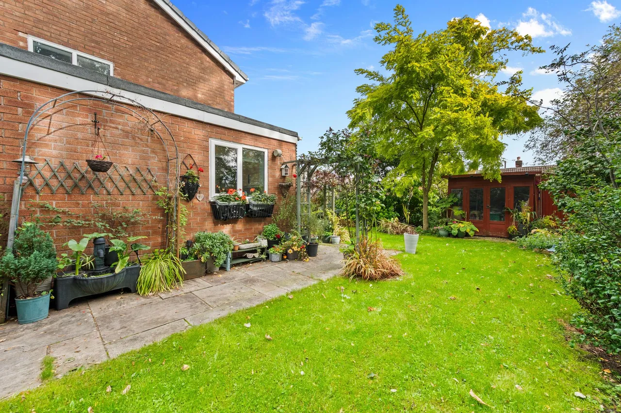 Burns Grove, Warrington, WA2, photo 37