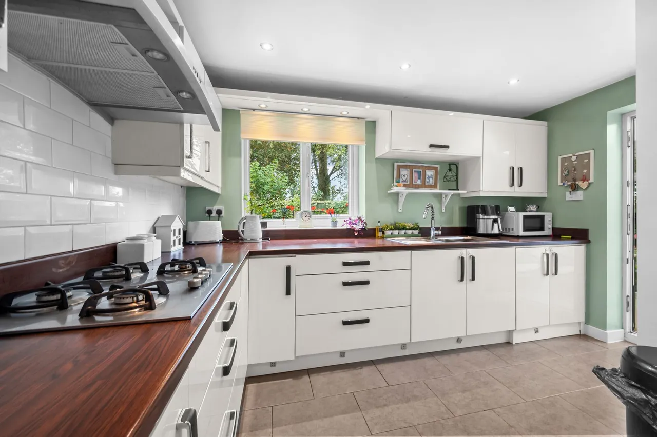 Burns Grove, Warrington, WA2, photo 11