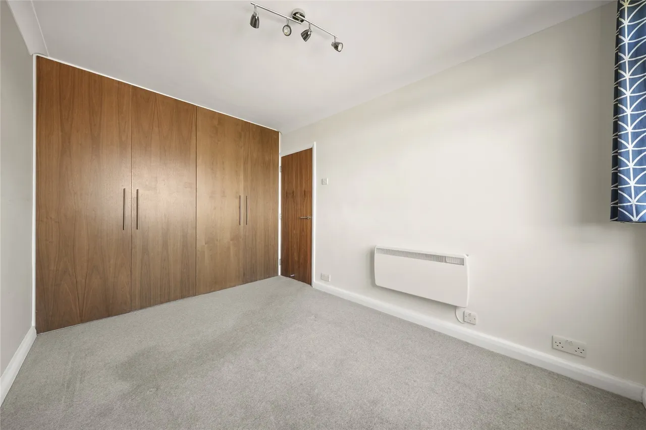 Beechcroft Manor, Weybridge, Surrey, KT13, photo 6