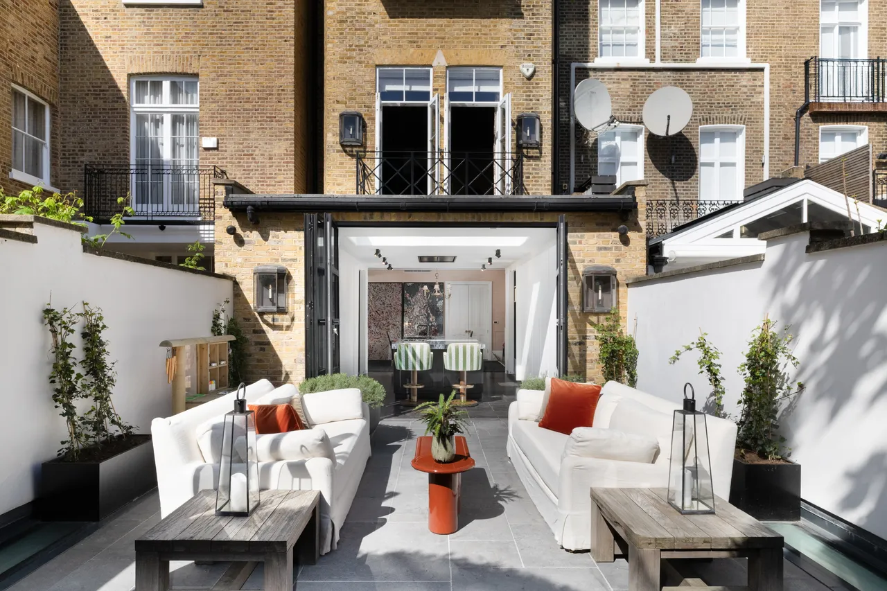 Knightsbridge, London, SW7, photo 9