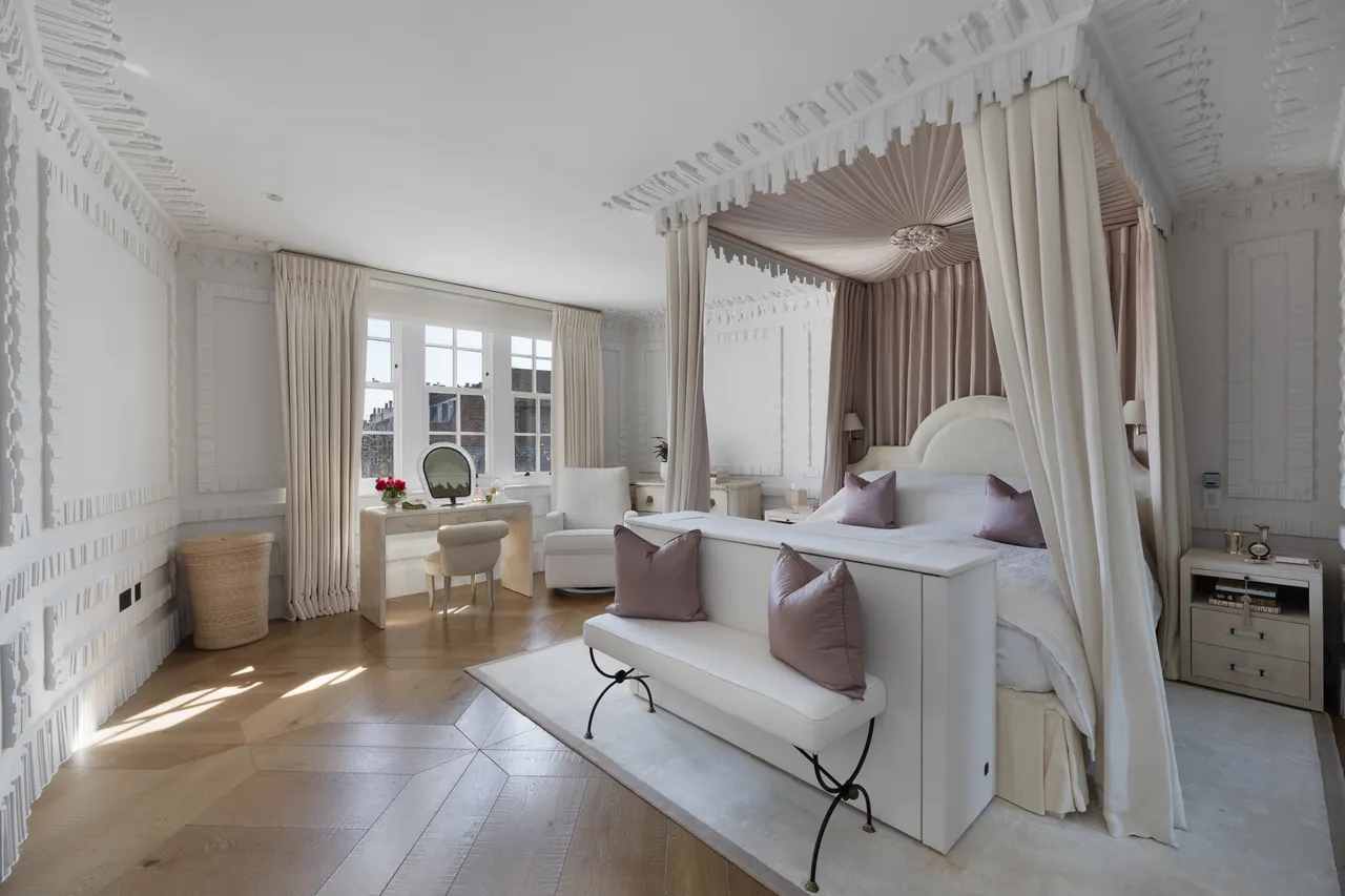 Knightsbridge, London, SW7, photo 11