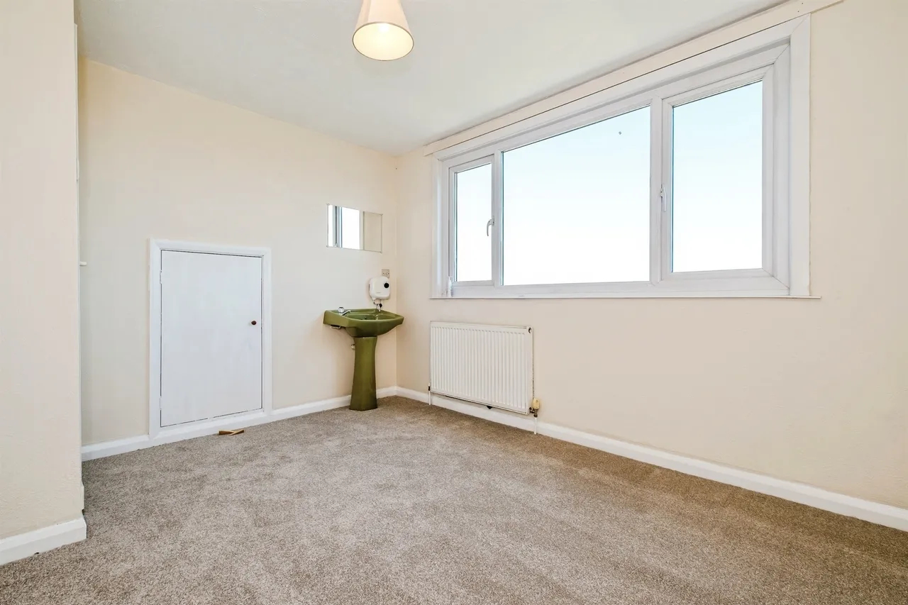 Wembley Avenue, Lancing, BN15, photo 15