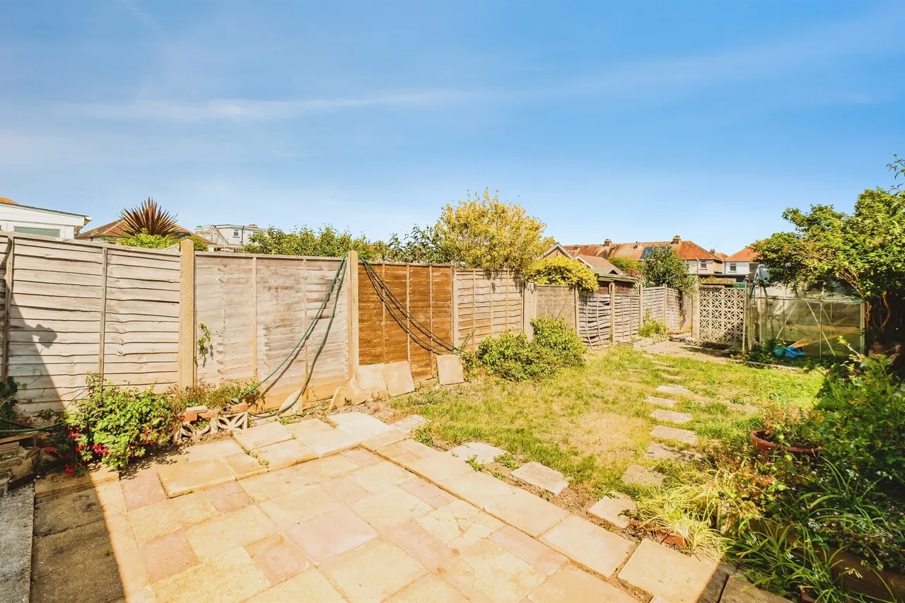 Wembley Avenue, Lancing, BN15, photo 4