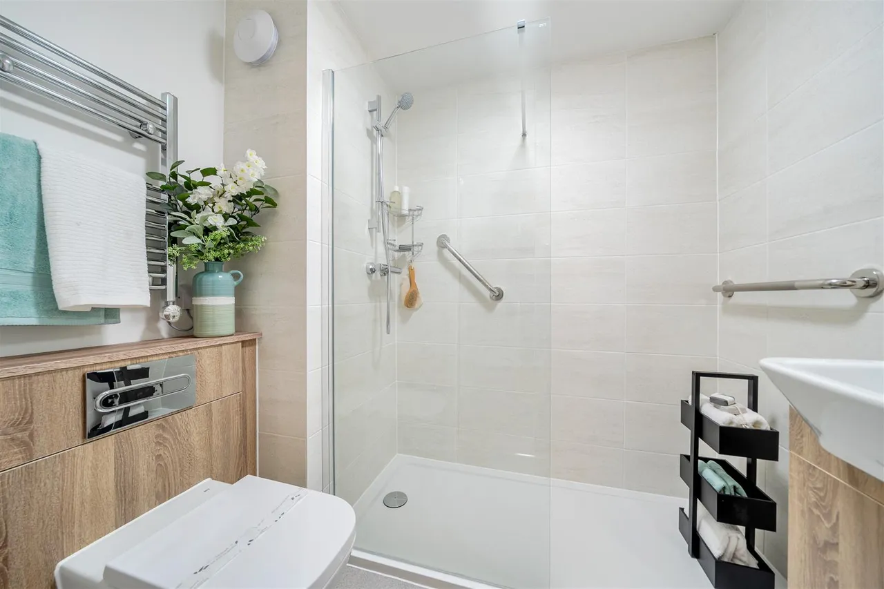 Wilmot Lane, Beeston, NG9, photo 9