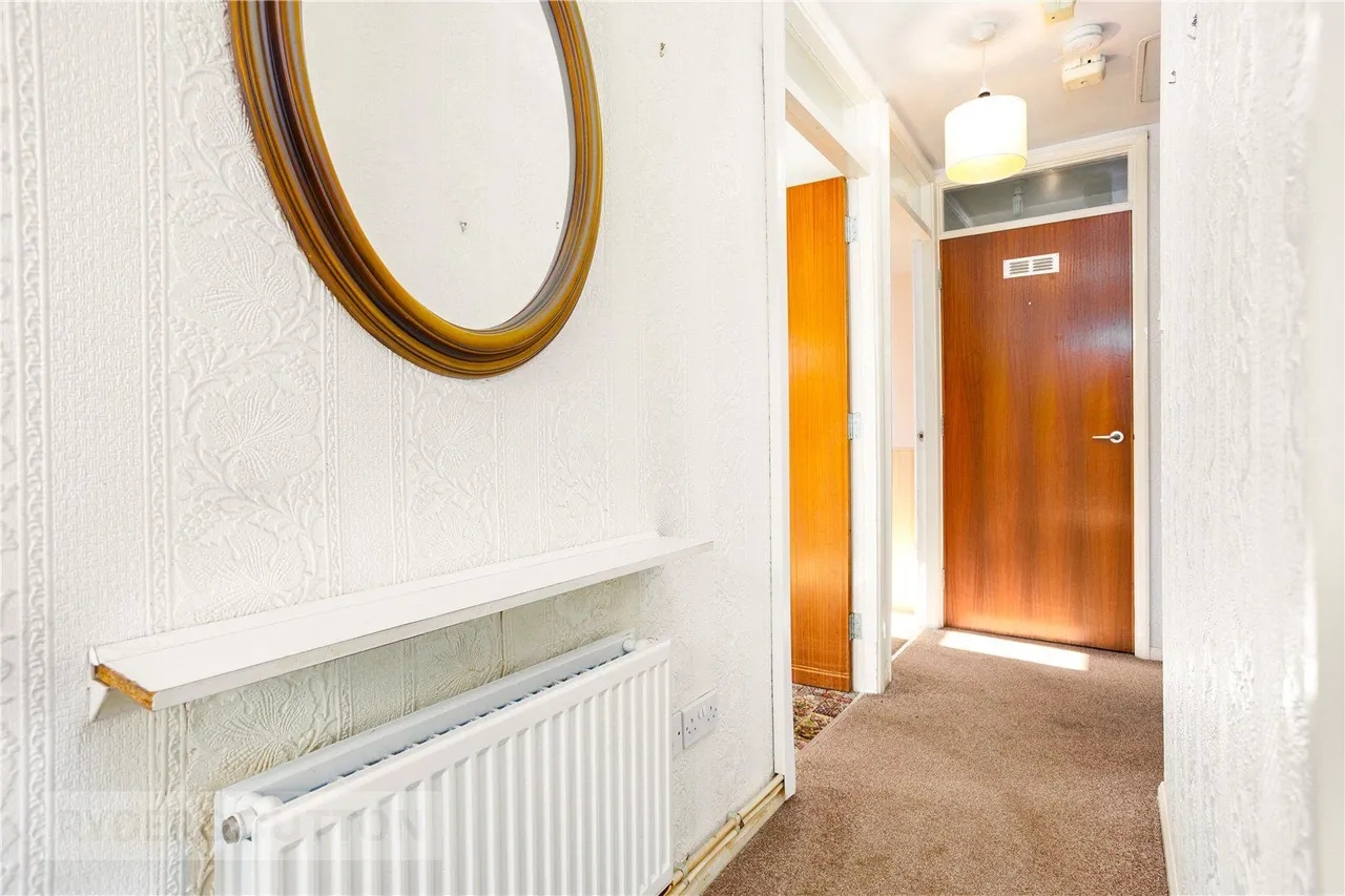 Market Street, Mossley, OL5, photo 13