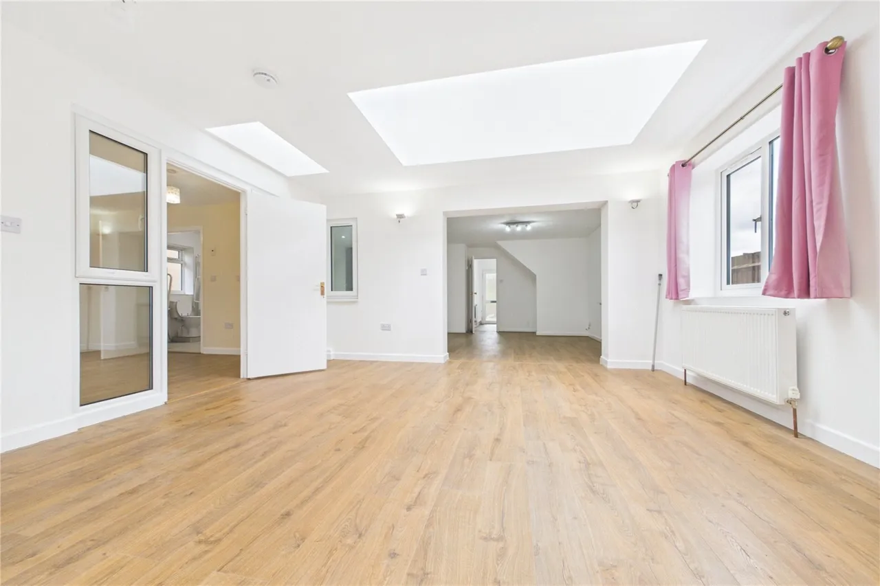 Carston Grove, Calcot, RG31, photo 6