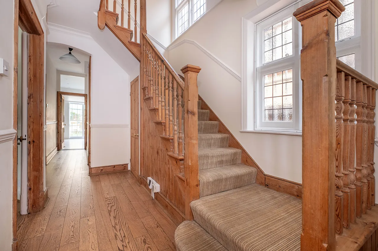 Compton Road, London, SW19, photo 6
