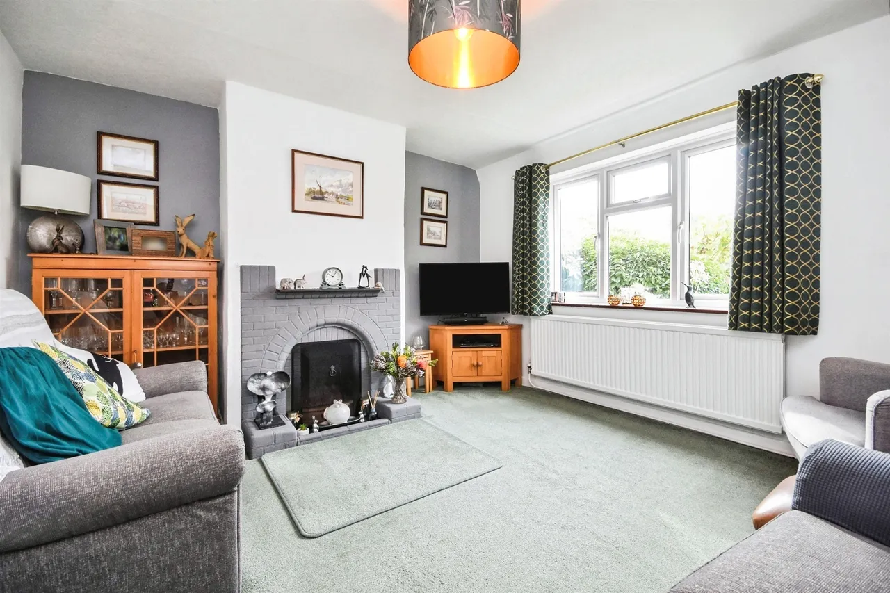 Colchester Road, White Colne, CO6, photo 3