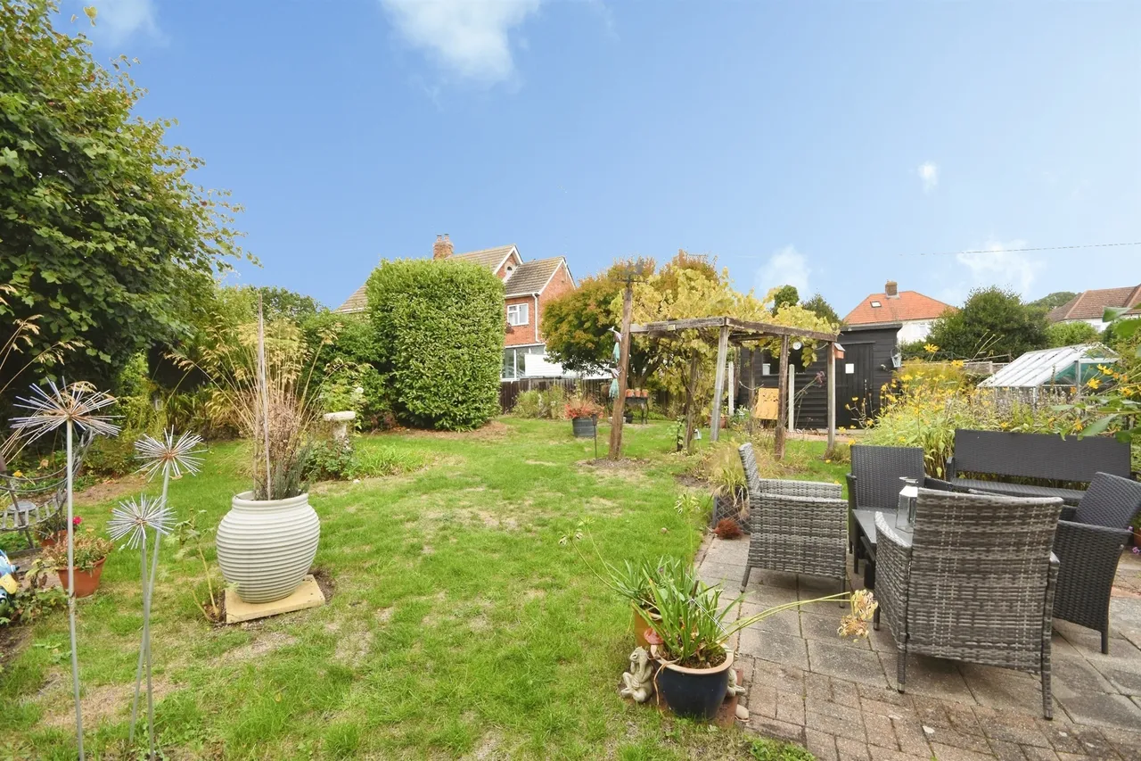 Colchester Road, White Colne, CO6, photo 20