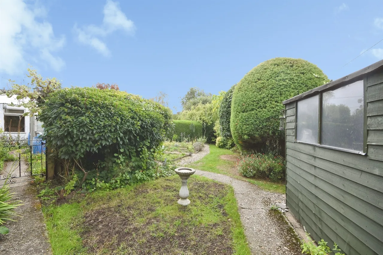 Colchester Road, White Colne, CO6, photo 14
