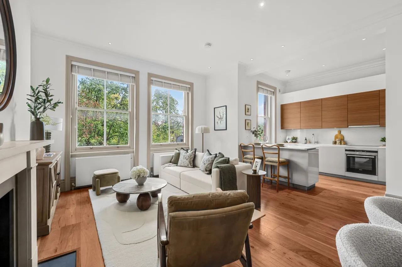 3 bed flat for sale, Fitzjohns Avenue, Hampstead, NW3