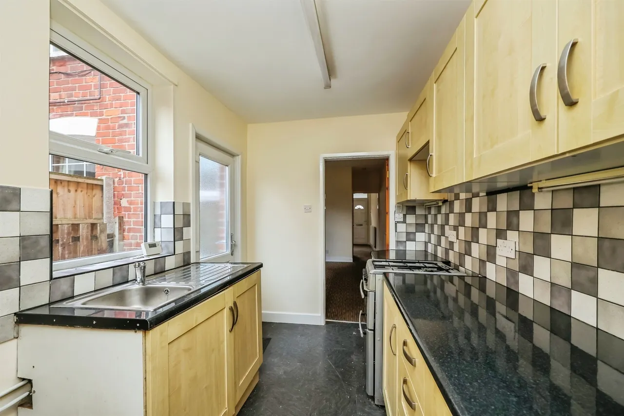 Ockerby Street, Nottingham, NG6, photo 9