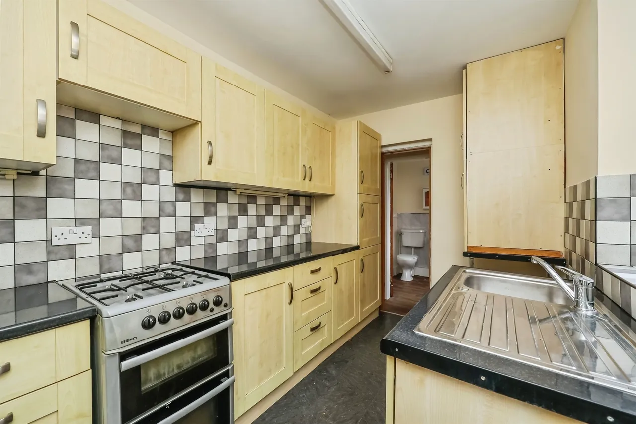 Ockerby Street, Nottingham, NG6, photo 8
