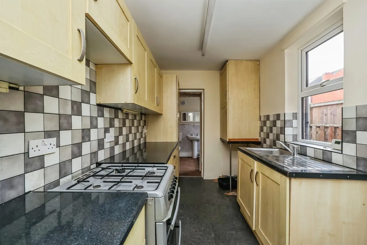 Ockerby Street, Nottingham, NG6, photo 7
