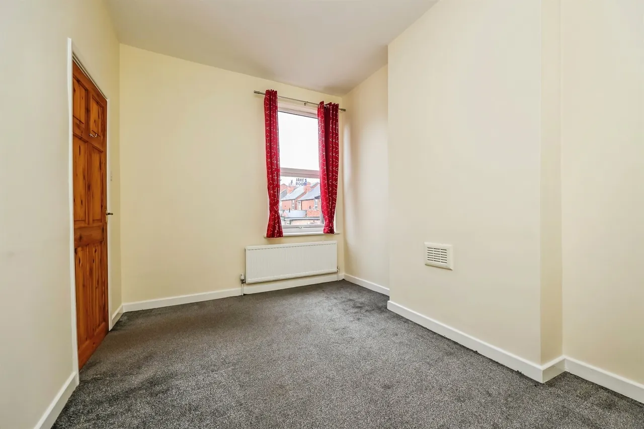 Ockerby Street, Nottingham, NG6, photo 12