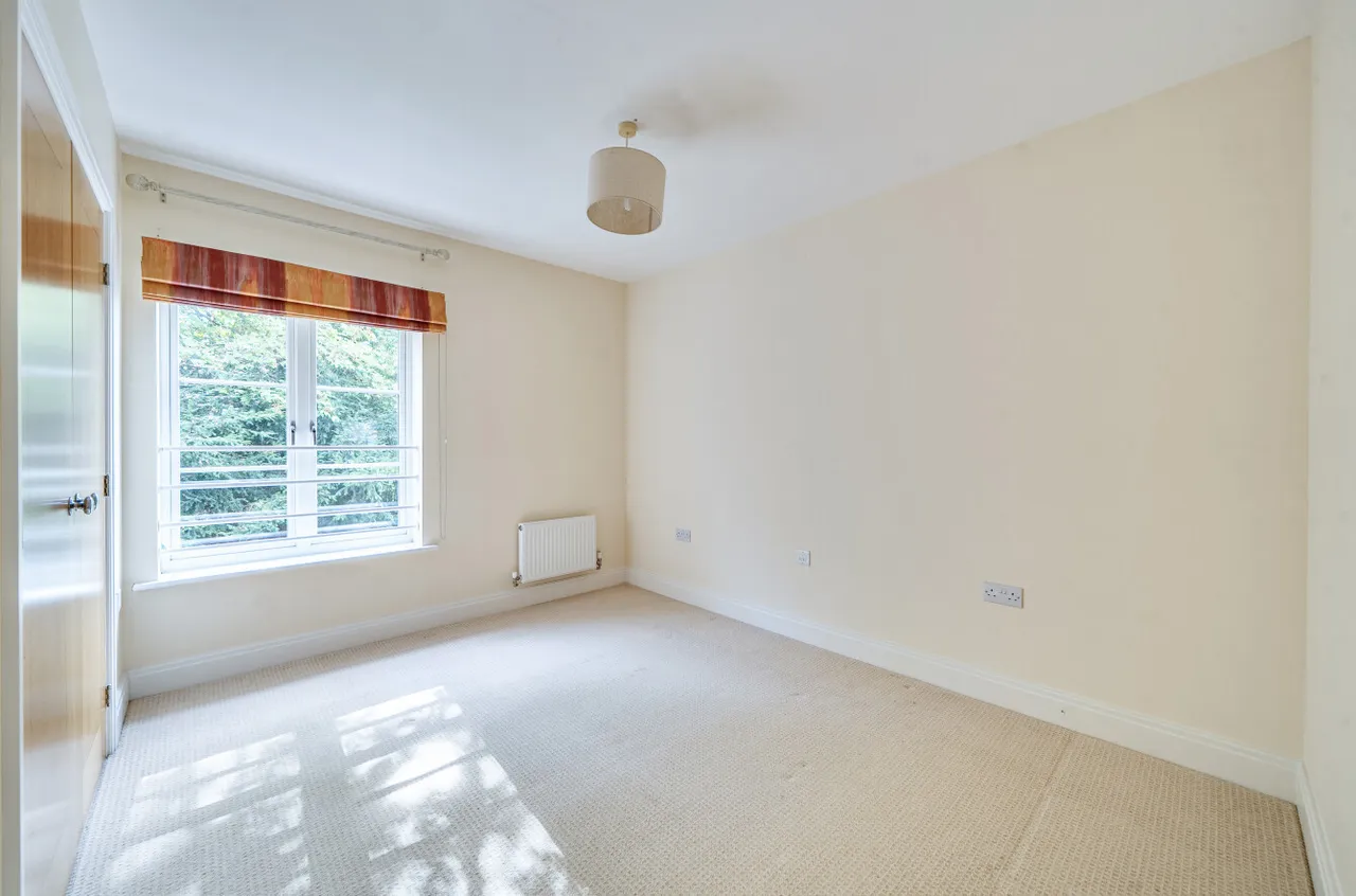 The Paddock, Itchen Abbas, SO21, photo 16
