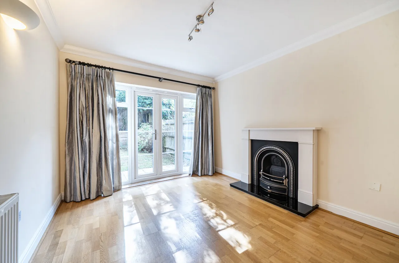 The Paddock, Itchen Abbas, SO21, photo 4