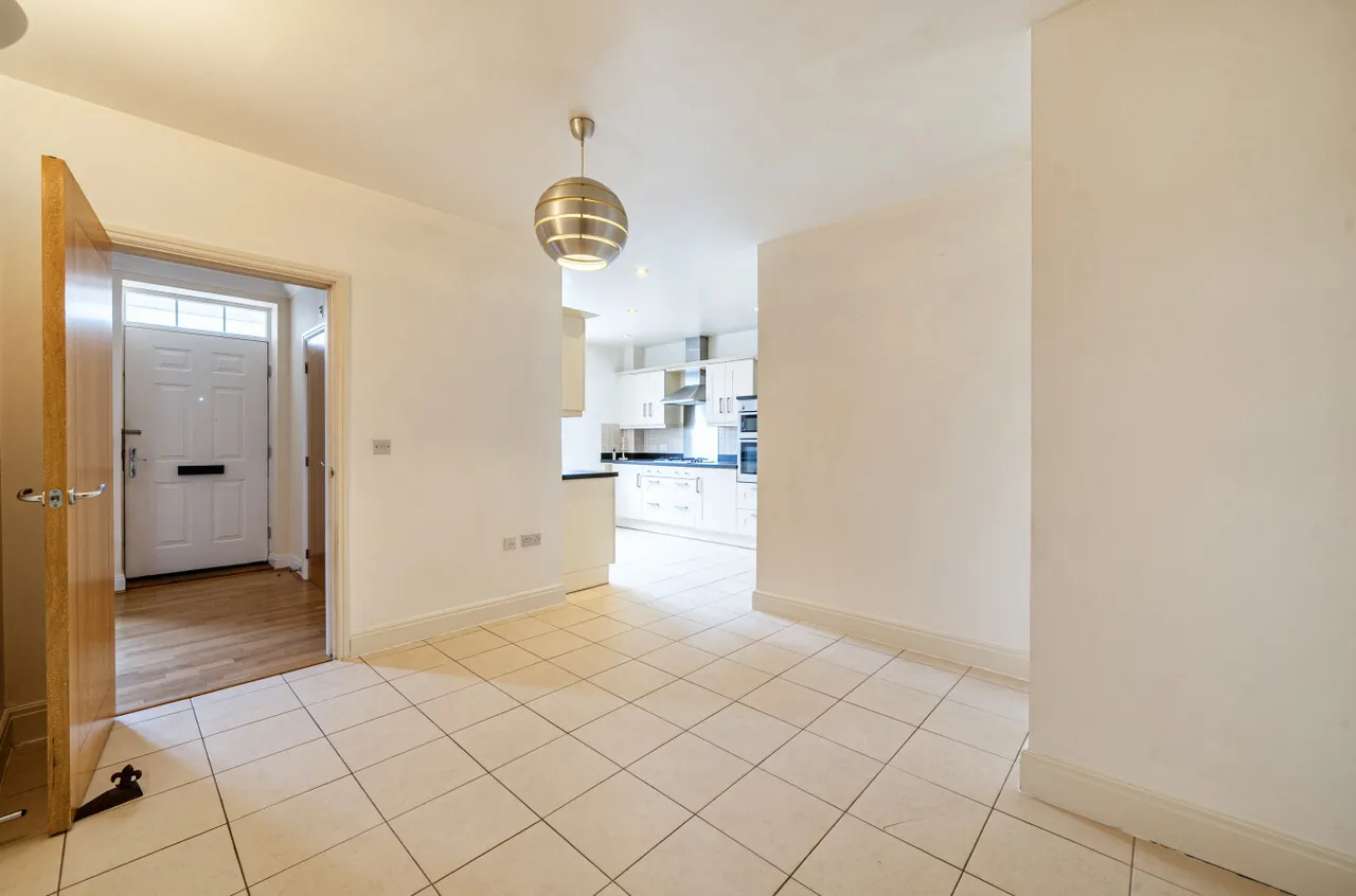 The Paddock, Itchen Abbas, SO21, photo 7