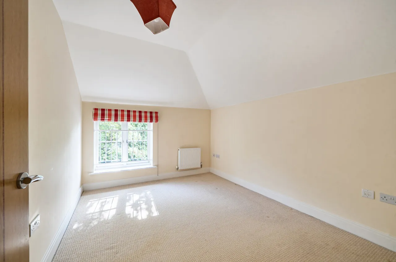 The Paddock, Itchen Abbas, SO21, photo 12