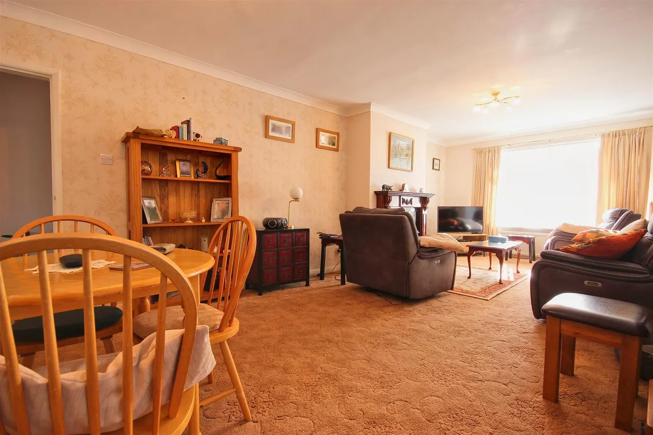 Carlton Lane, Aldbrough, photo 4