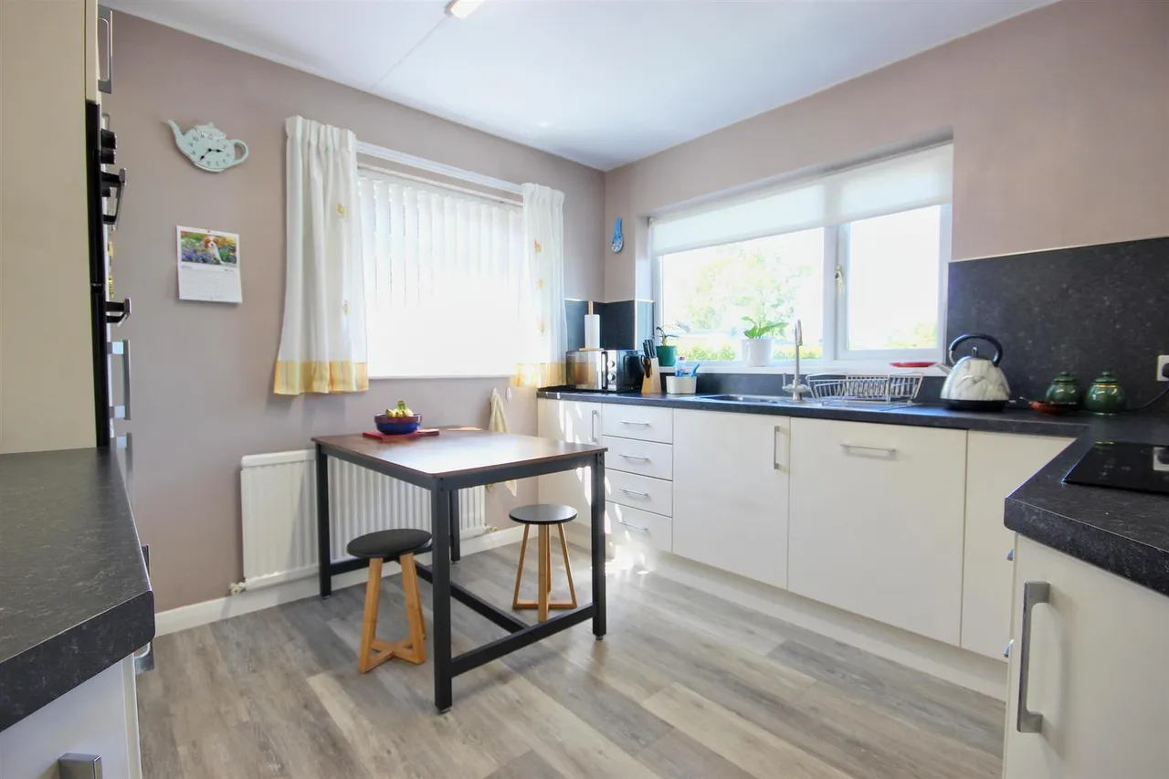 Carlton Lane, Aldbrough, photo 6