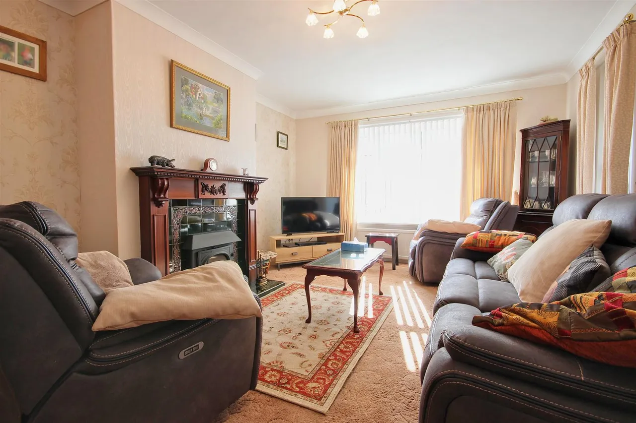 Carlton Lane, Aldbrough, photo 12