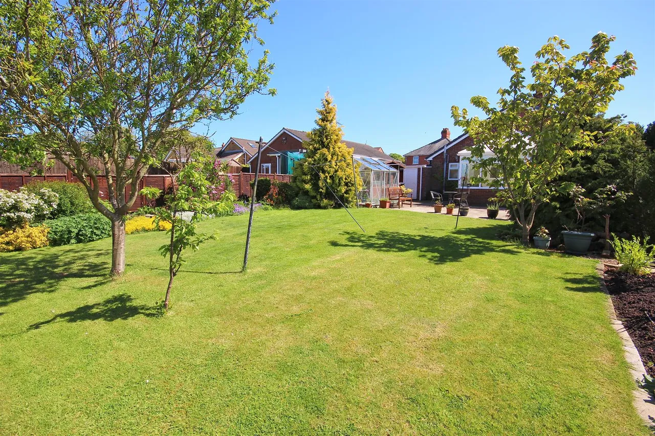 Carlton Lane, Aldbrough, photo 10