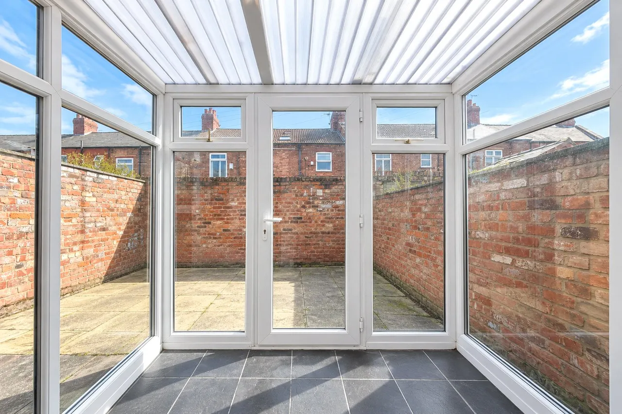 Singleton Avenue, Prenton, CH42, photo 3