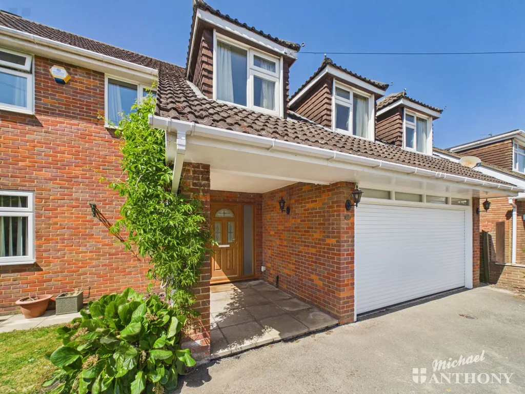 King Edward Avenue, Aylesbury, HP21 7JD, photo 22