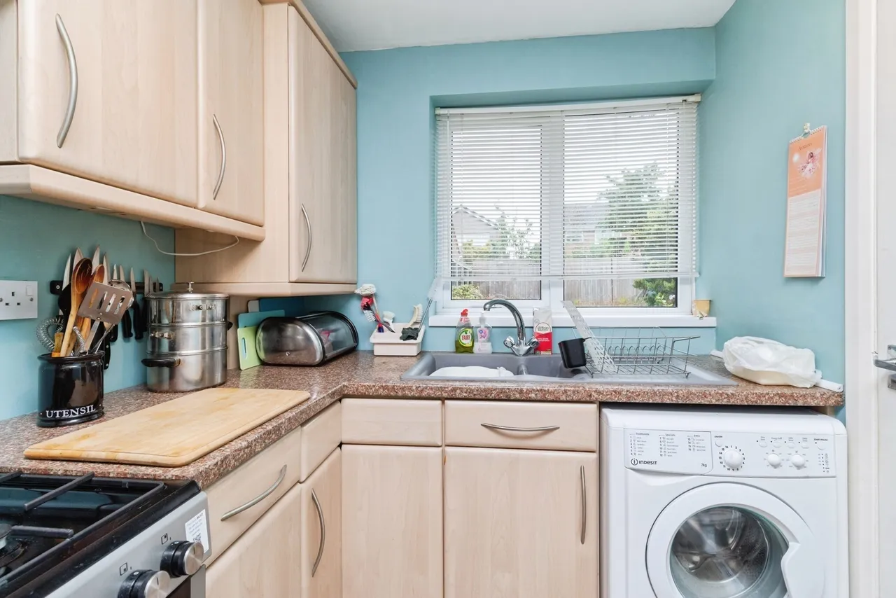 Covert Close, Great Haywood, Stafford, Staffordshire, ST18, photo 6