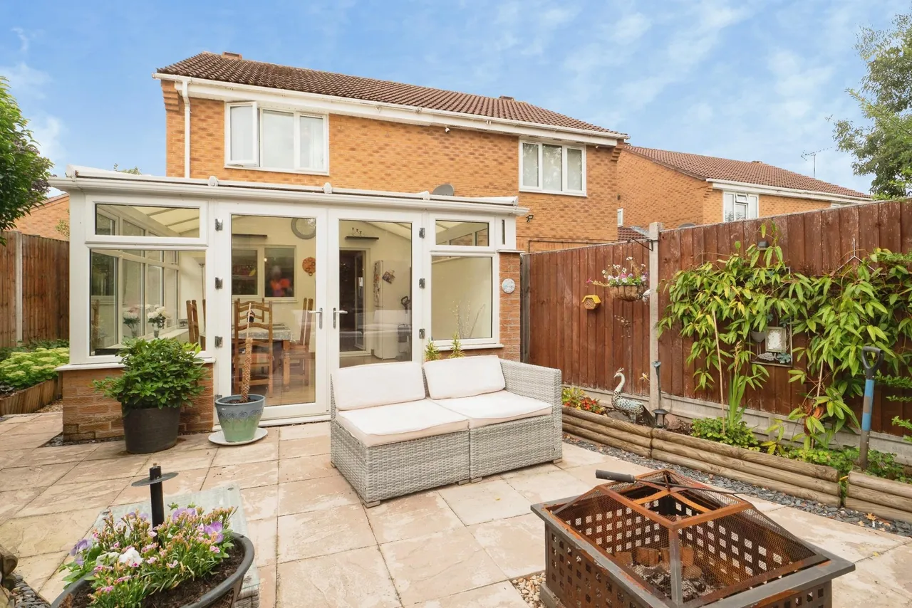 2 bed house for sale, Swan Close, Mountsorrel, LE12