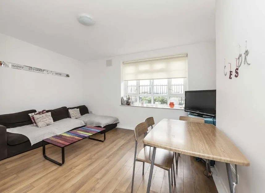 Carnwath Road, Fulham, SW6, photo 2