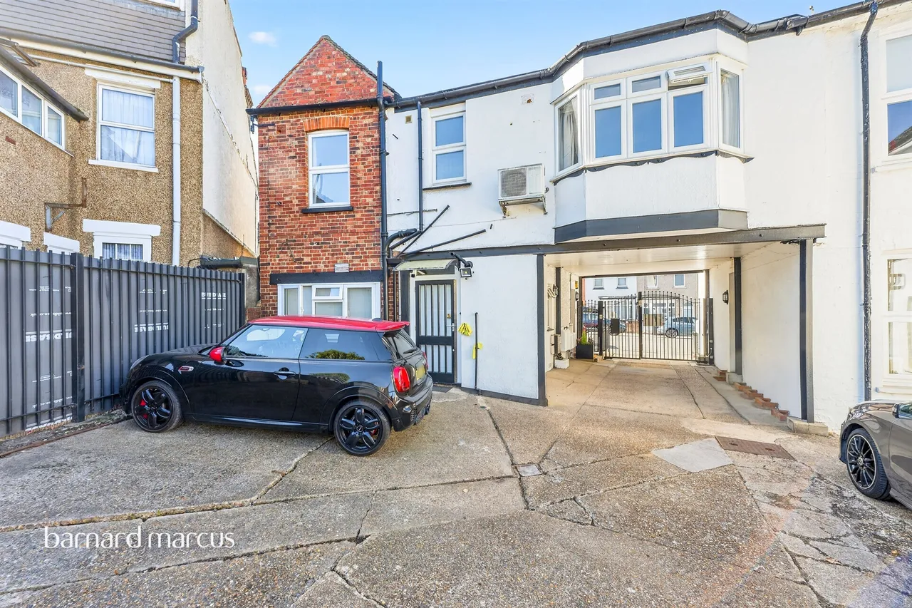 Sanderstead Road, South Croydon, CR2, photo 28