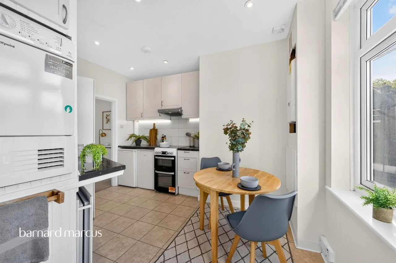Sanderstead Road, South Croydon, CR2, photo 10