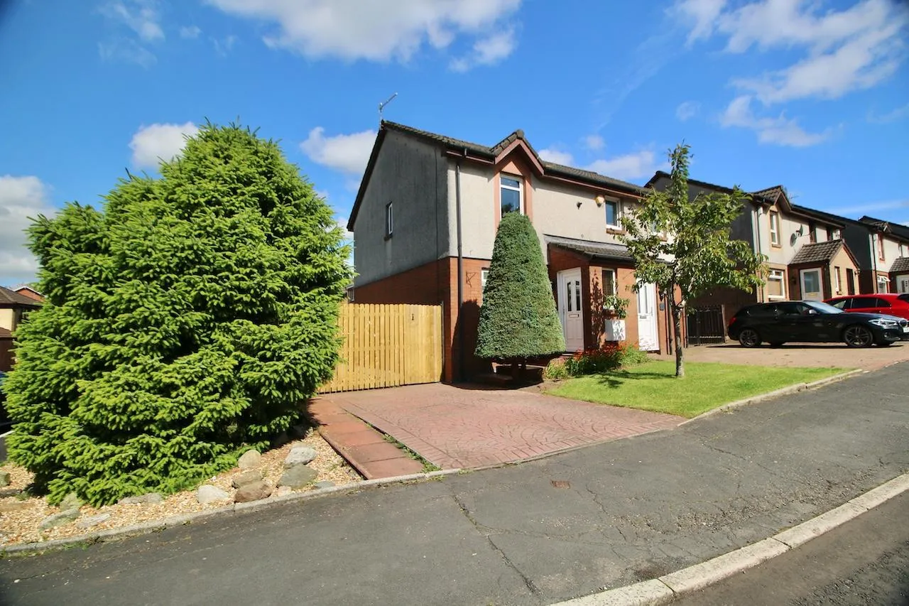 3 bed house for sale — Whitelees Road, Cumbernauld, G67 3DL