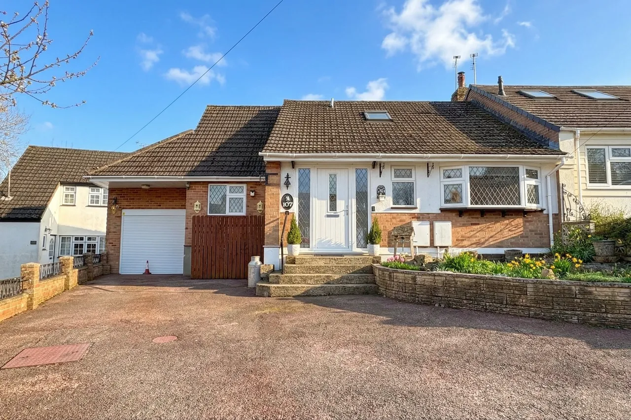 3 bed property for sale, Sheering Mill Lane, Sawbridgeworth, CM21
