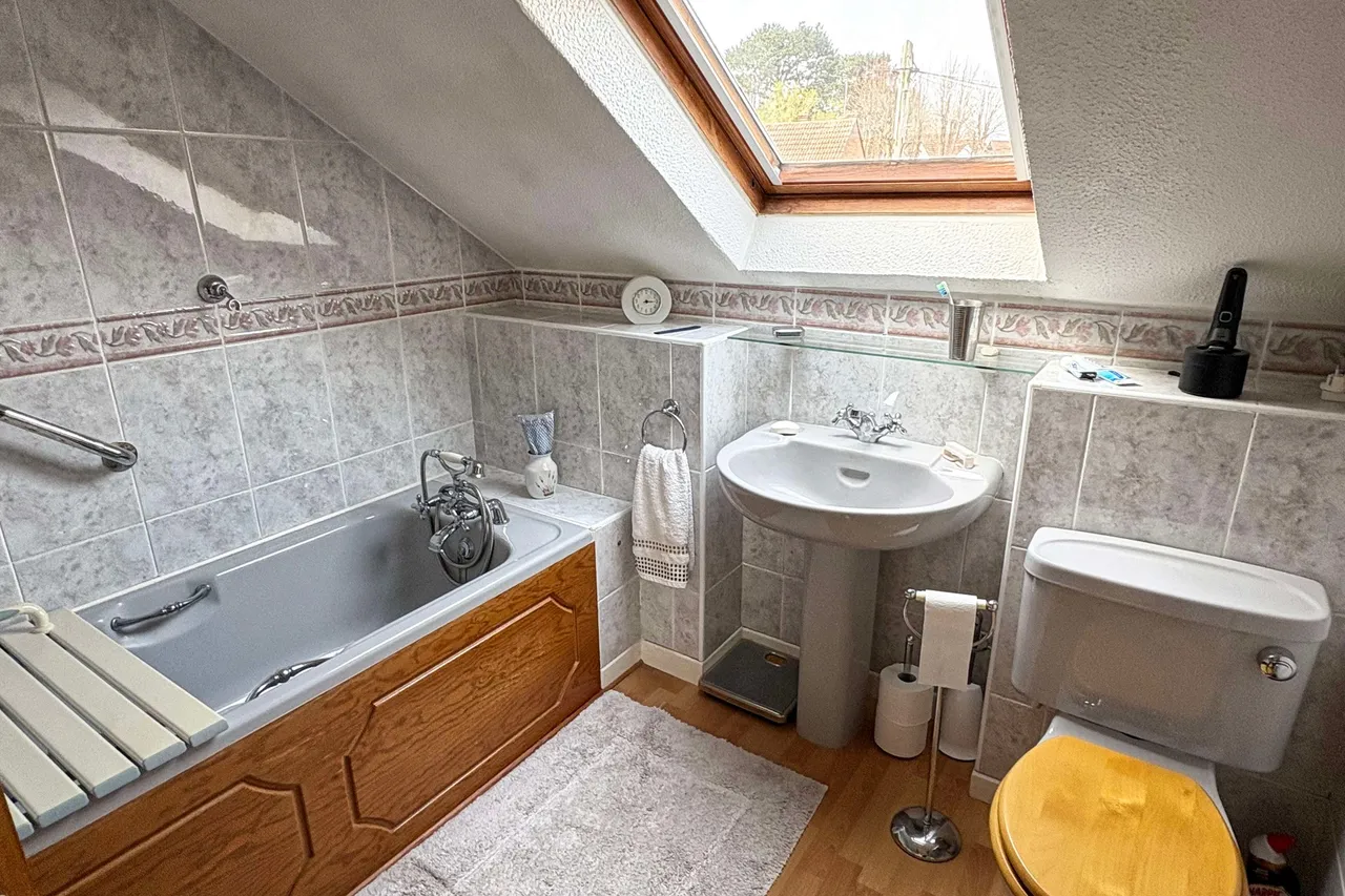 Sheering Mill Lane, Sawbridgeworth, CM21, photo 9