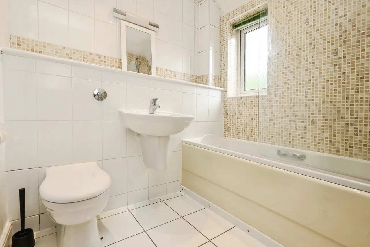 West Heath Road, Northfield, B31, photo 11