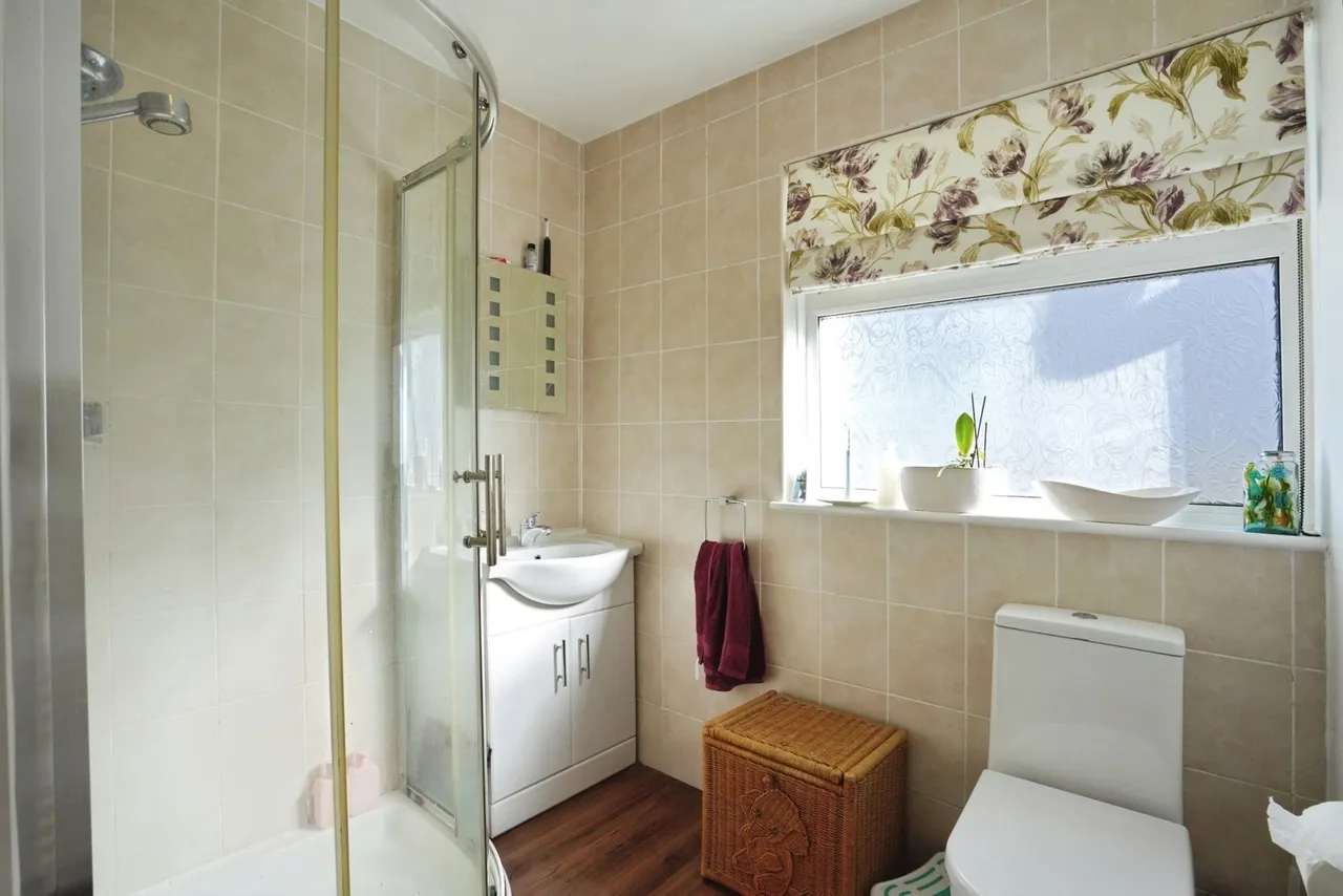 Roslyn Close, St. Austell, PL25, photo 15
