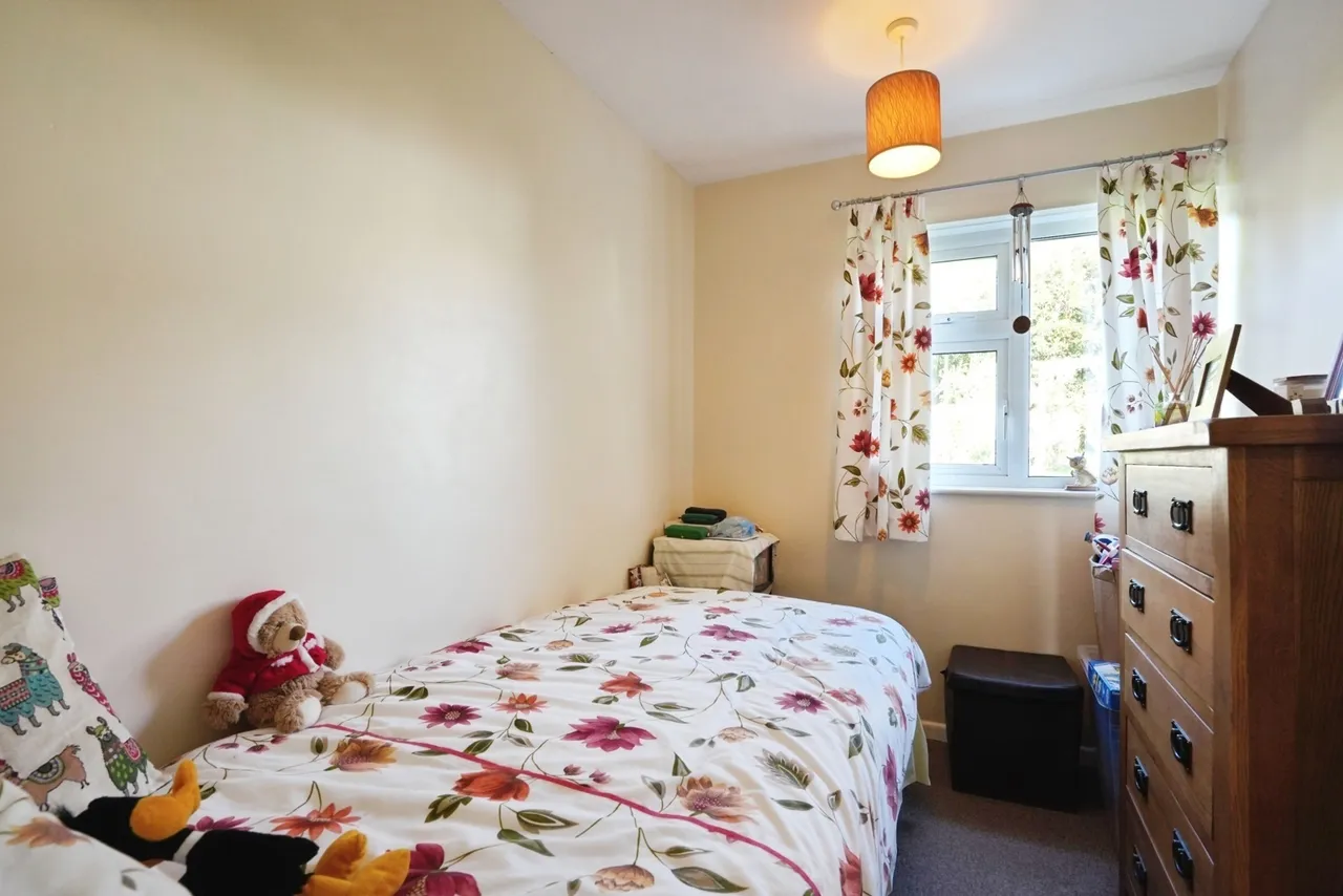 Roslyn Close, St. Austell, PL25, photo 13