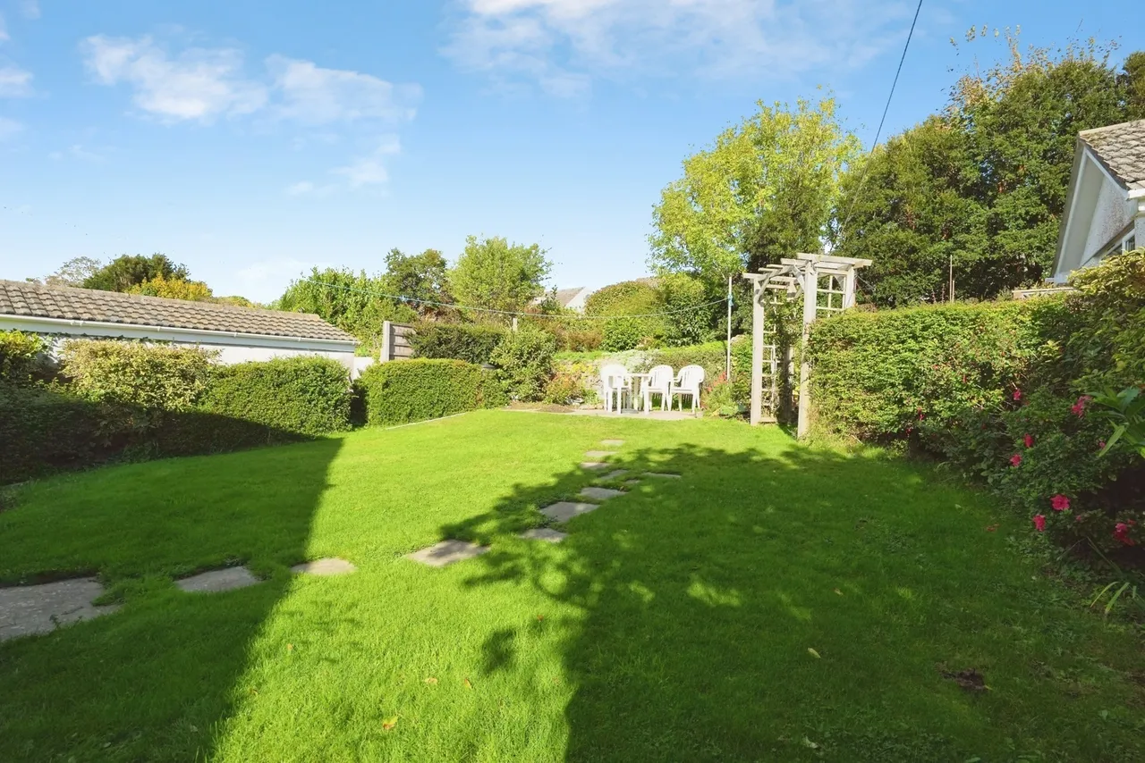 Roslyn Close, St. Austell, PL25, photo 7