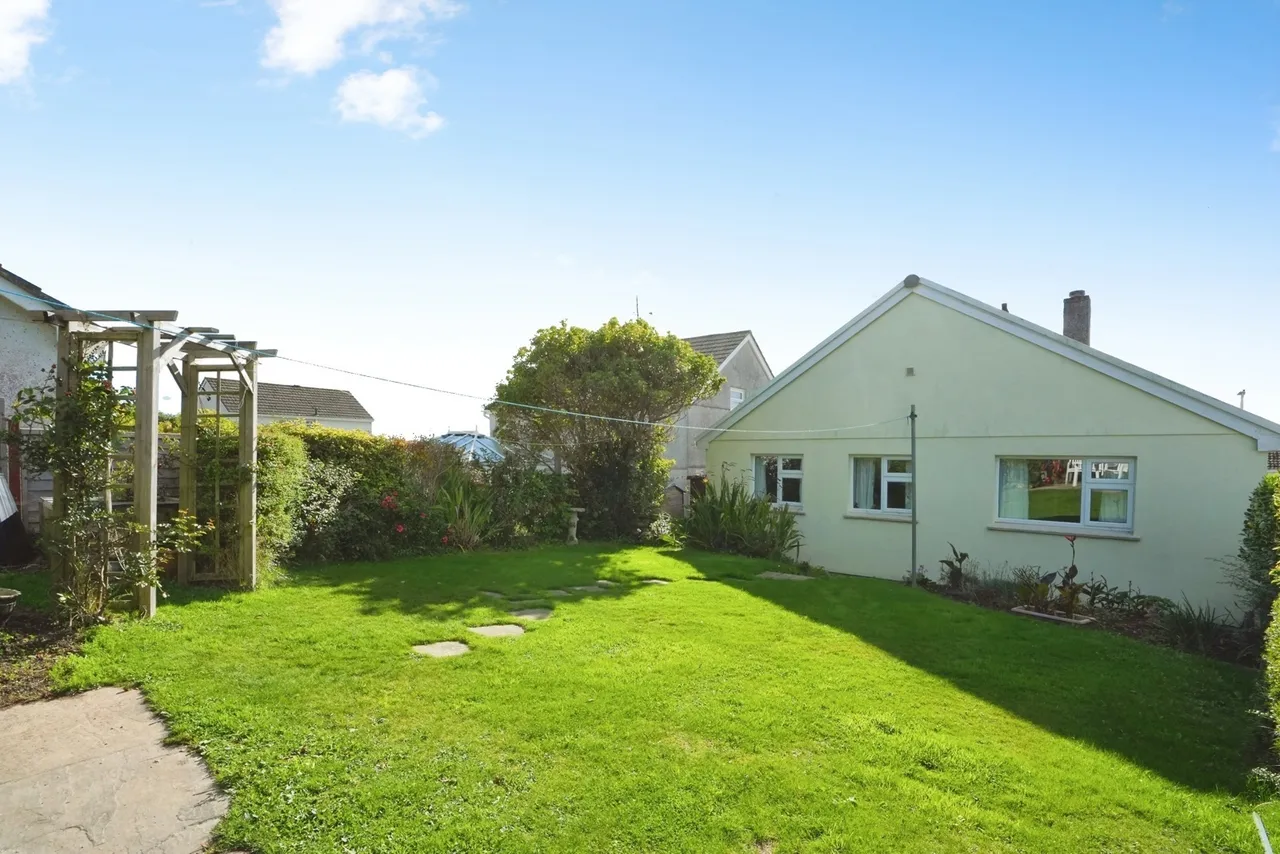 Roslyn Close, St. Austell, PL25, photo 6