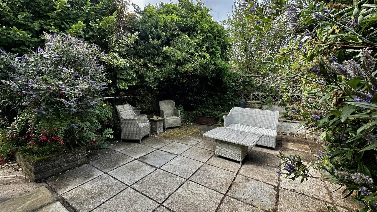 Edgcumbe Road, St. Austell, photo 24