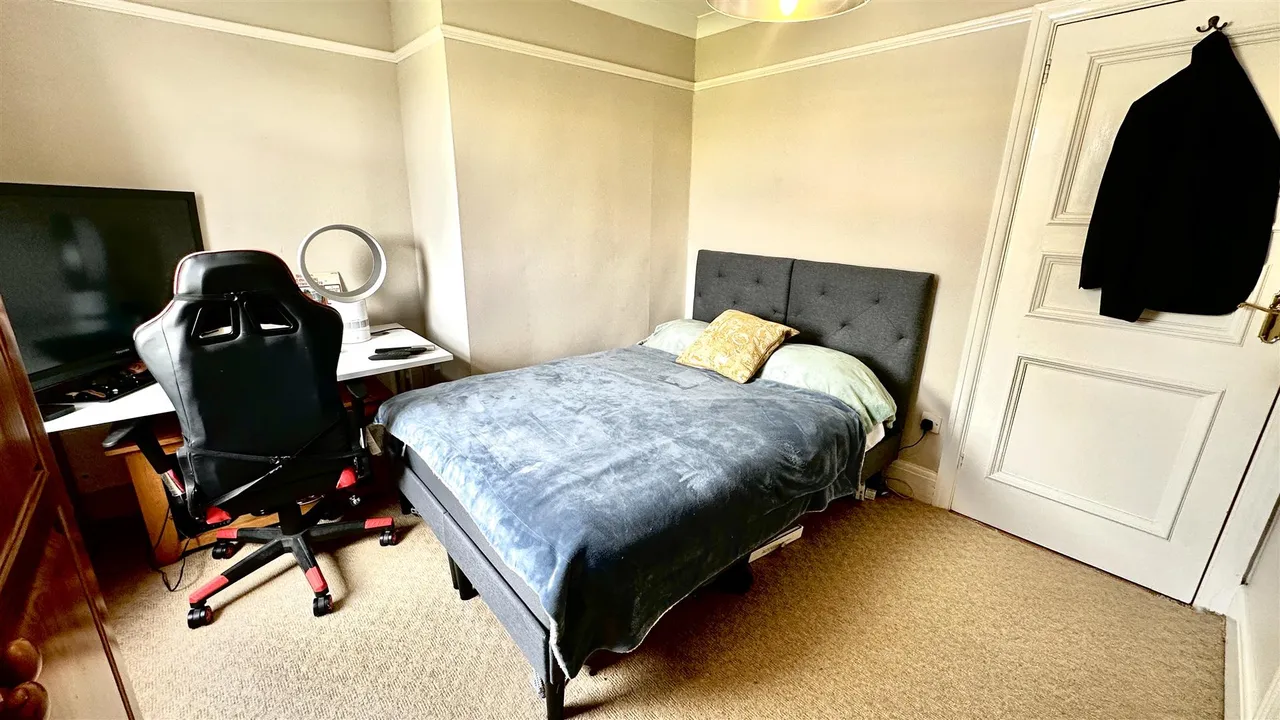 Edgcumbe Road, St. Austell, photo 16